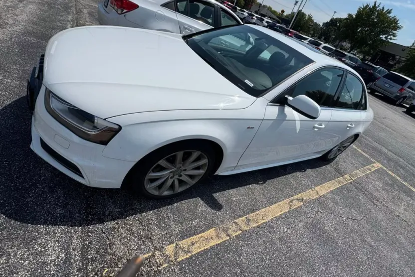 2014 Audi A4 2.0T Premium photo 1