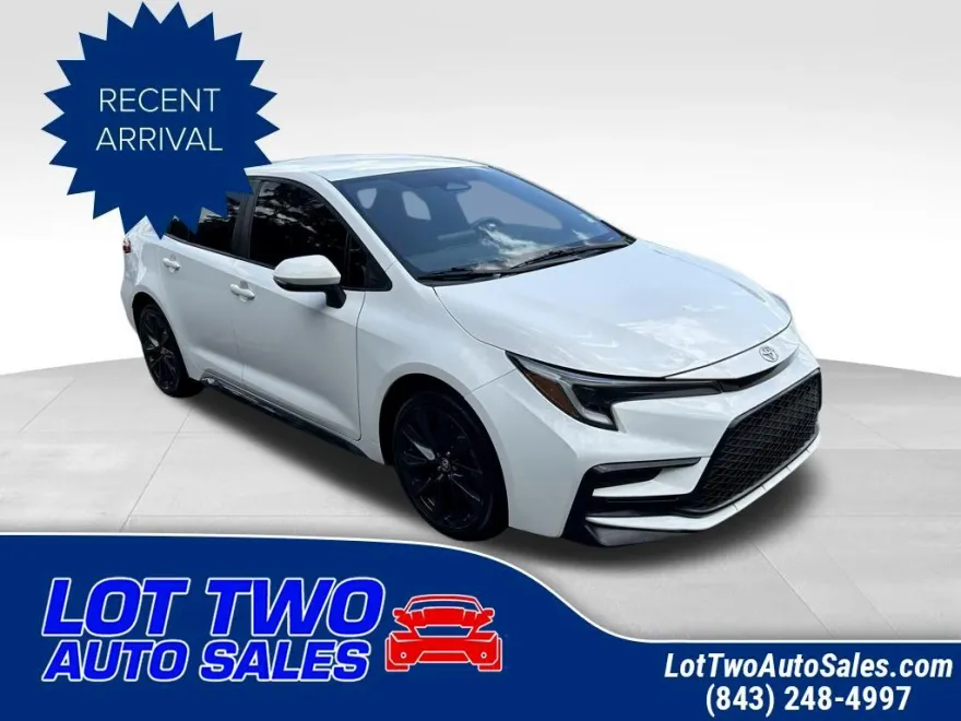 2024 Toyota Corolla SE photo 1