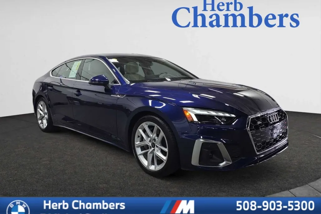 2024 Audi A5 45 S line Premium photo 1