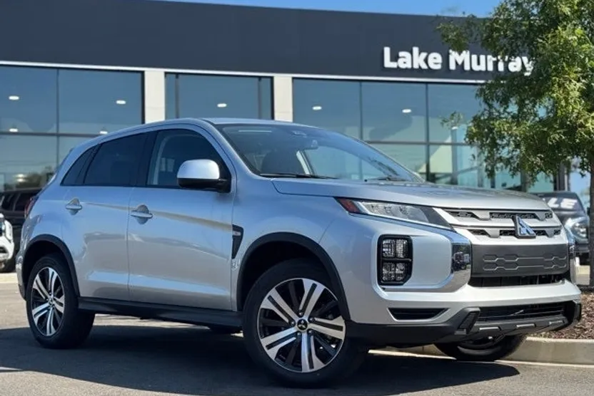 2025 Mitsubishi Outlander Sport ES SE LE photo 1