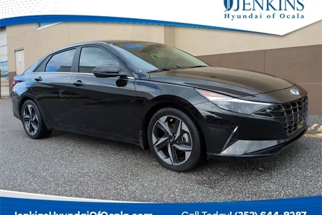 2023 Hyundai Elantra Limited photo 1