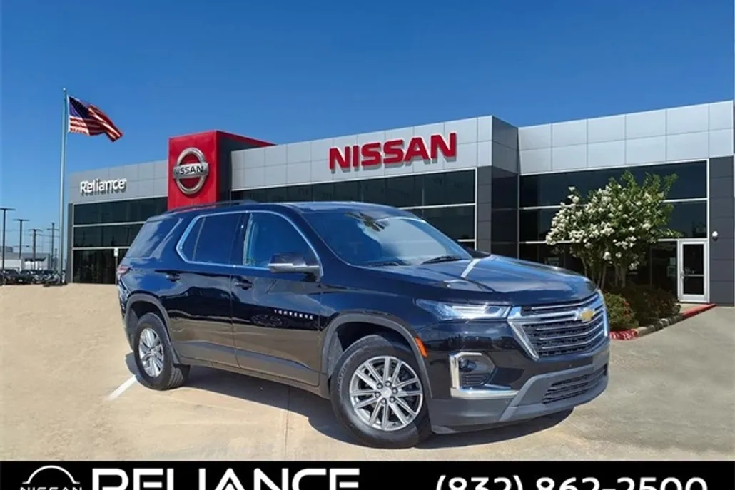 2023 Chevrolet Traverse Leather photo 1