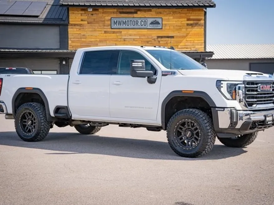 2024 Gmc Sierra HD SLE photo 1