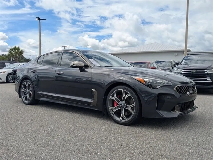 2021 Kia Stinger GT1 photo 1
