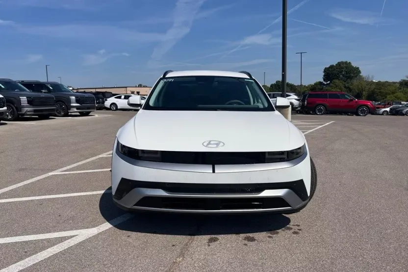 2025 Hyundai Ioniq 5 SEL photo 1