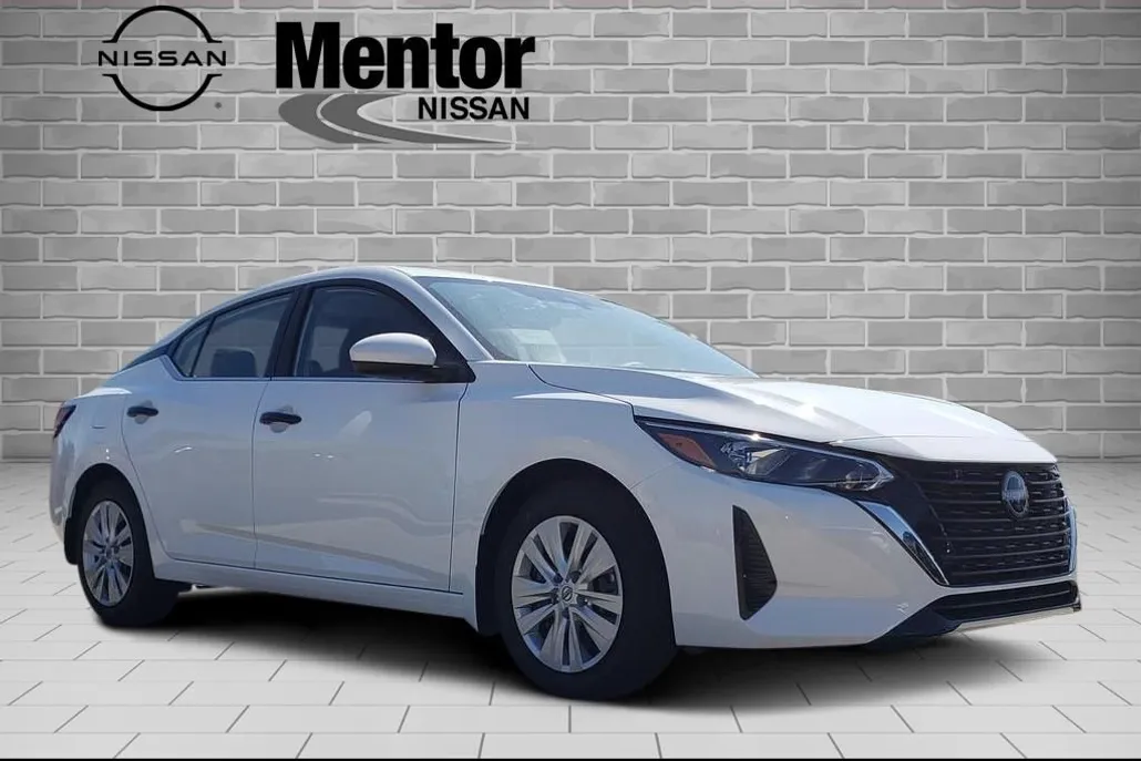 2025 Nissan Sentra S photo 1