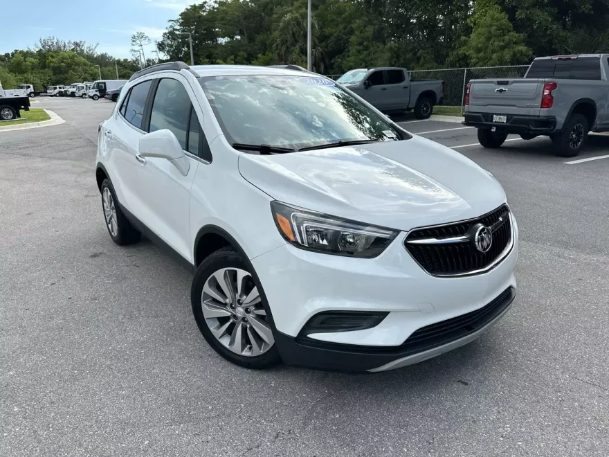 2020 Buick Encore Preferred photo 1