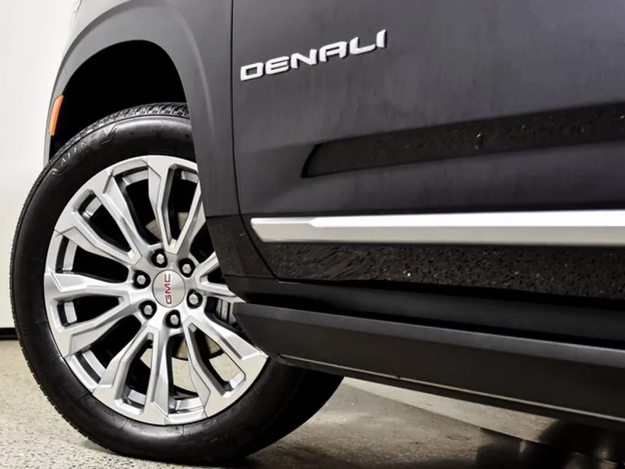 2024 Gmc Yukon Denali photo 1