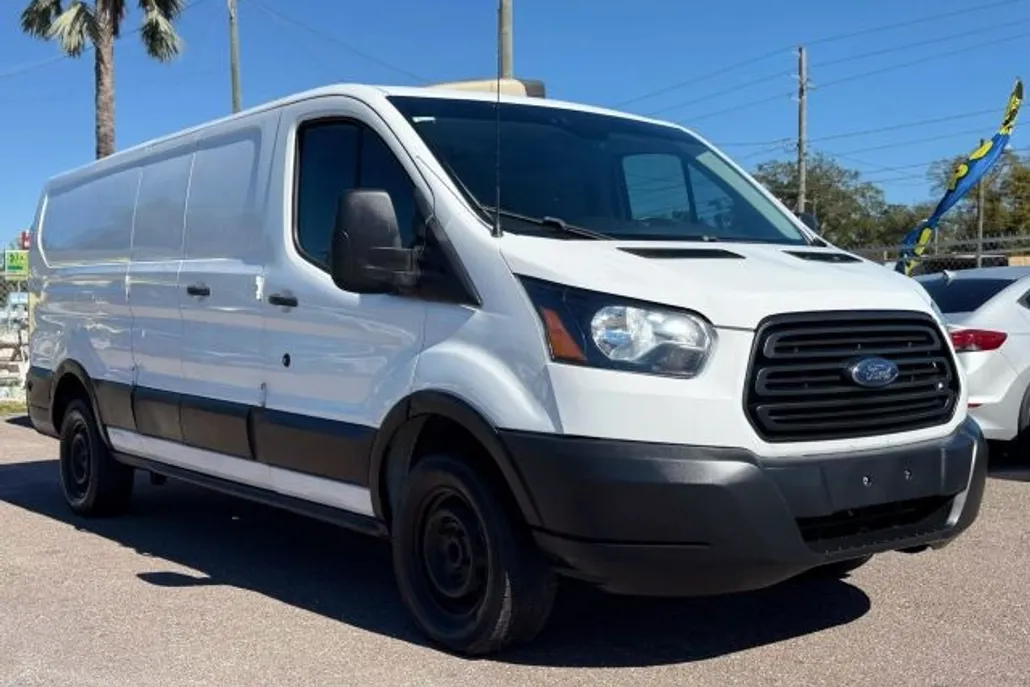 2019 Ford Transit Van photo 1