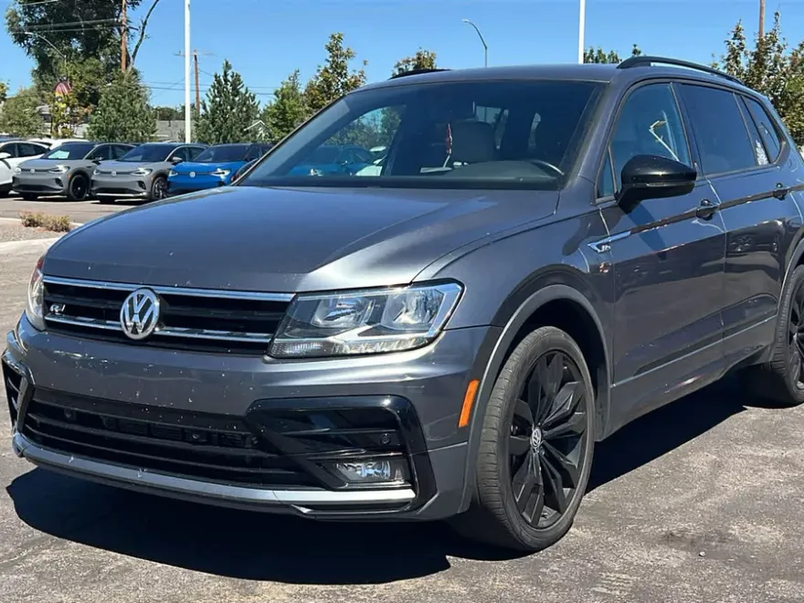 2021 Volkswagen Tiguan SE R-Line Black photo 1