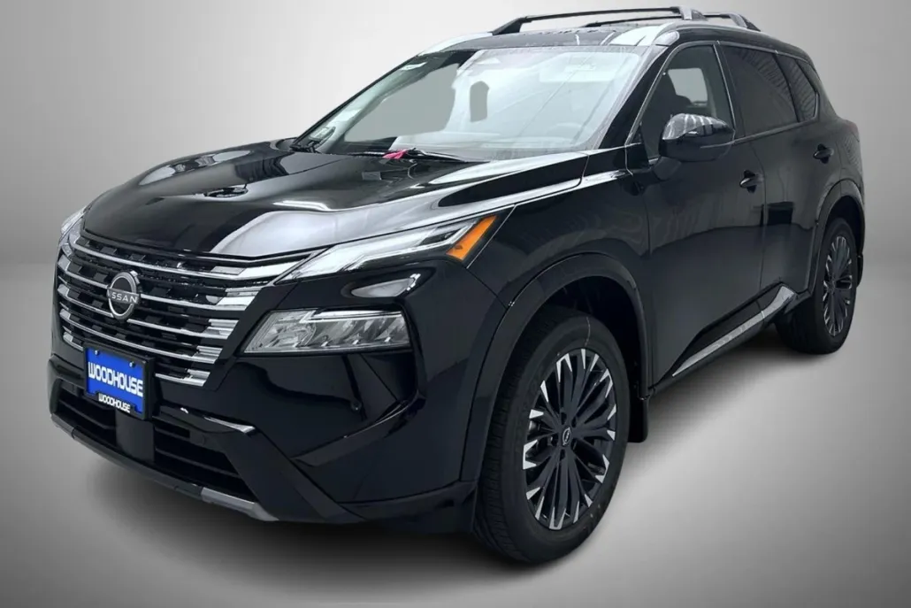 2026 Nissan Rogue Platinum photo 1