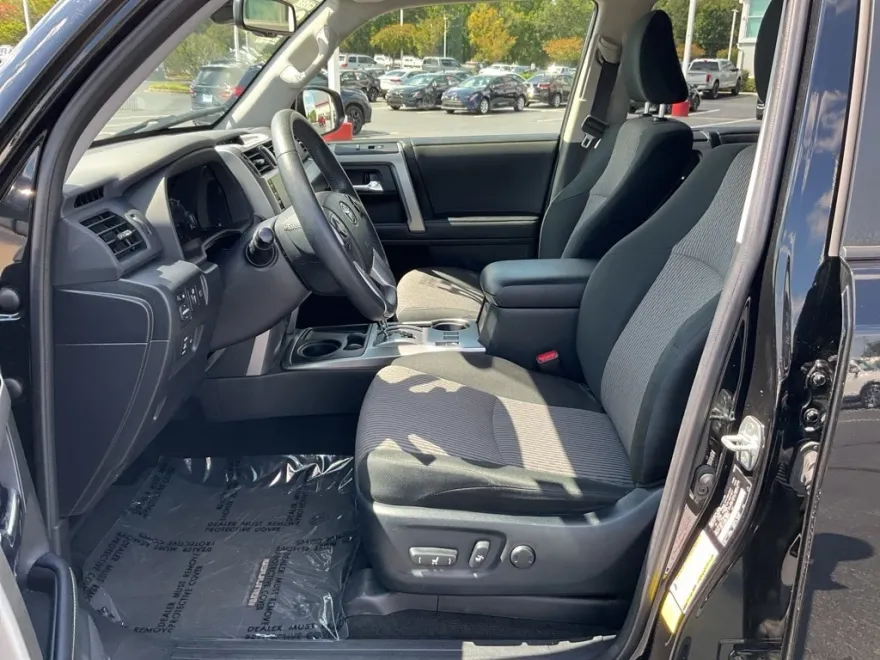 2024 Toyota 4Runner SR5 photo 1