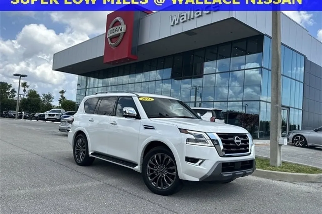 2024 Nissan Armada Platinum photo 1