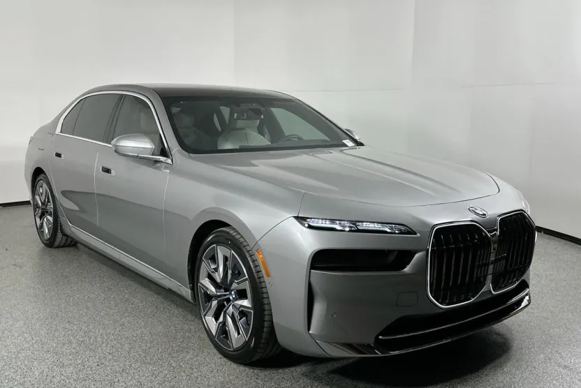 2025 Bmw i7 eDrive50 photo 1