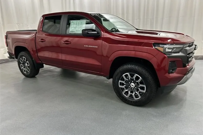 2026 Chevrolet Colorado Z71 photo 1
