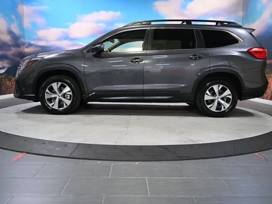 2024 Subaru Ascent Premium photo 1