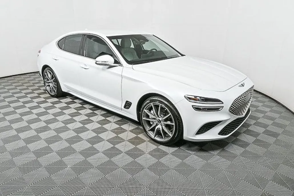 2025 Genesis G70 2.5T photo 1