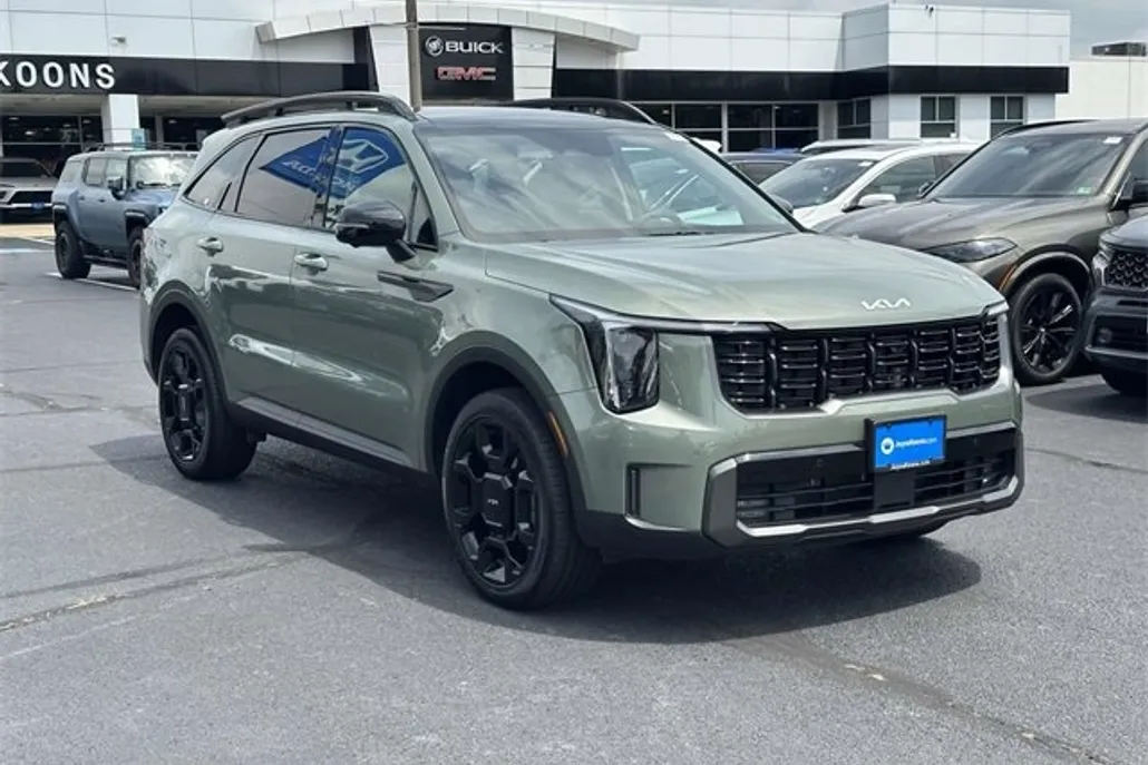 2024 Kia Sorento X-Line SX photo 1