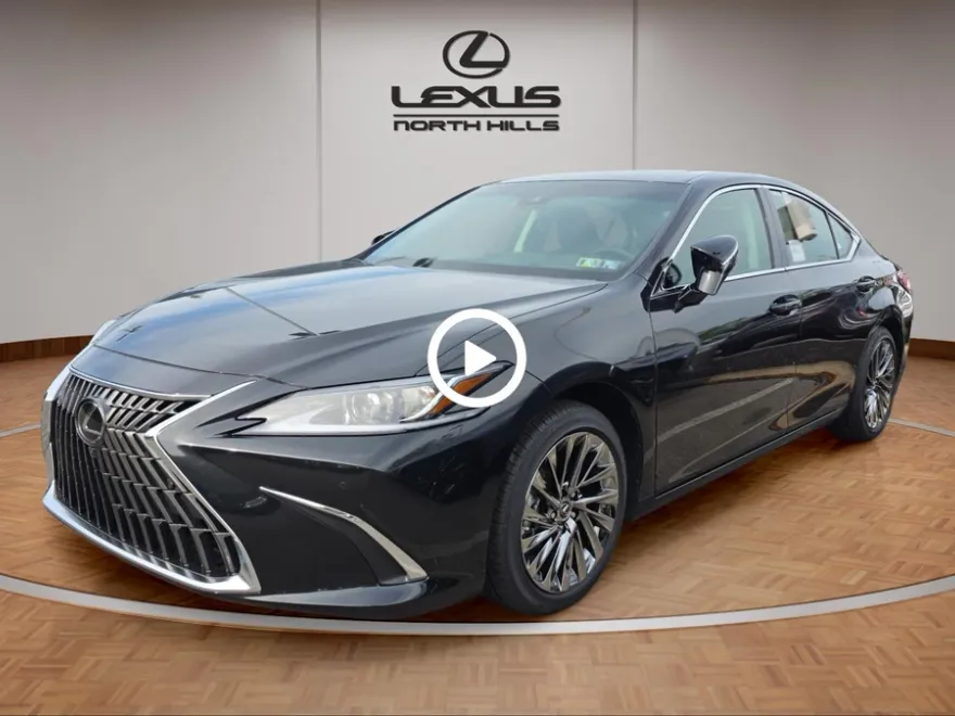 2025 Lexus ES Luxury photo 1