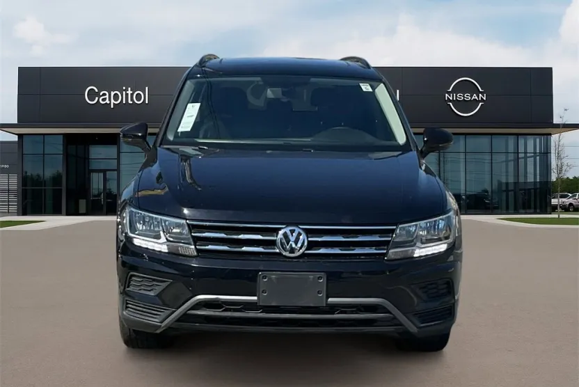 2020 Volkswagen Tiguan SE photo 1