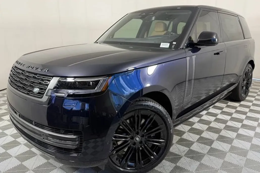 2025 Land Rover Range Rover SE photo 1