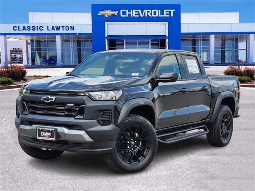 2026 Chevrolet Colorado Trail Boss photo 1