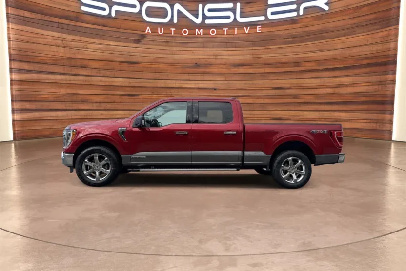 2021 Ford F-150 XLT photo 1