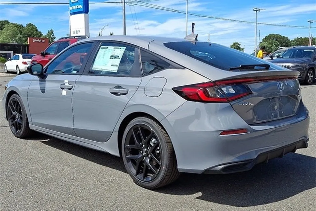 2025 Honda Civic Sport photo 1