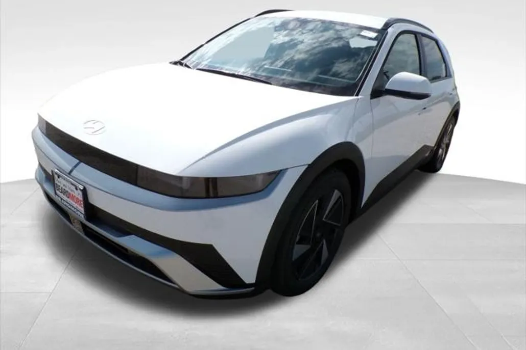 2025 Hyundai Ioniq 5 SEL photo 1