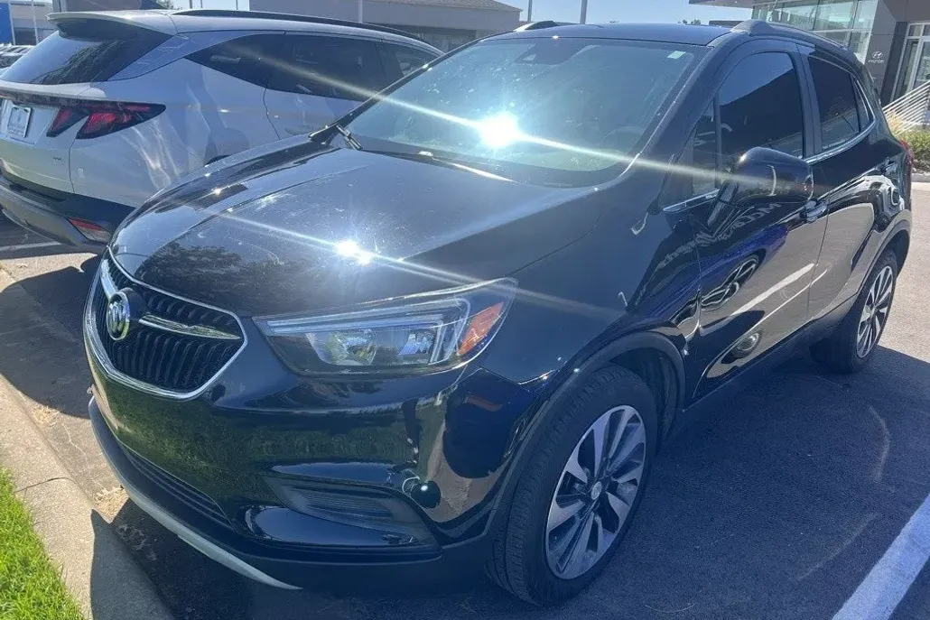 2022 Buick Encore Preferred photo 1