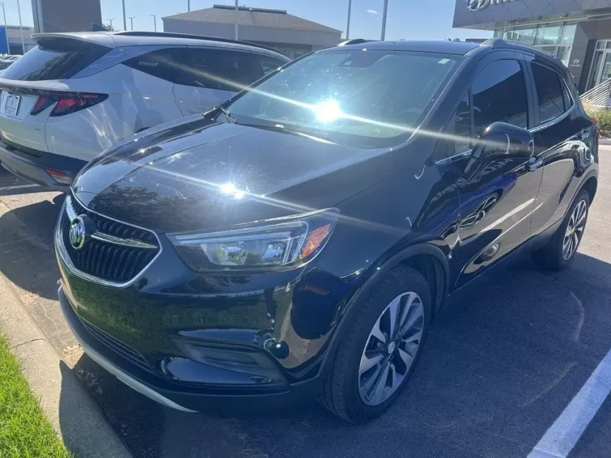 2022 Buick Encore Preferred photo 1