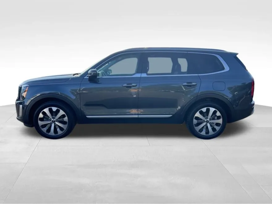 2020 Kia Telluride S photo 1