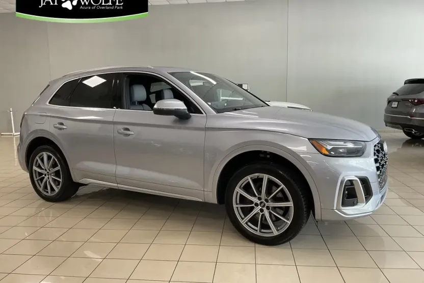 2022 Audi SQ5 Premium Plus photo 1