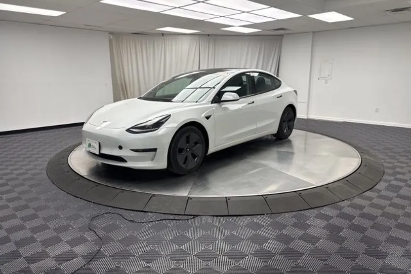 2022 Tesla Model 3 photo 1