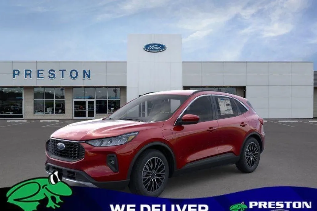 2025 Ford Escape photo 1