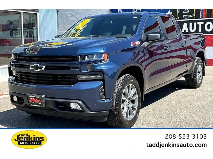 2021 Chevrolet Silverado RST photo 1