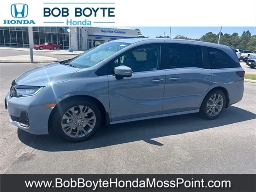 2026 Honda Odyssey Touring photo 1