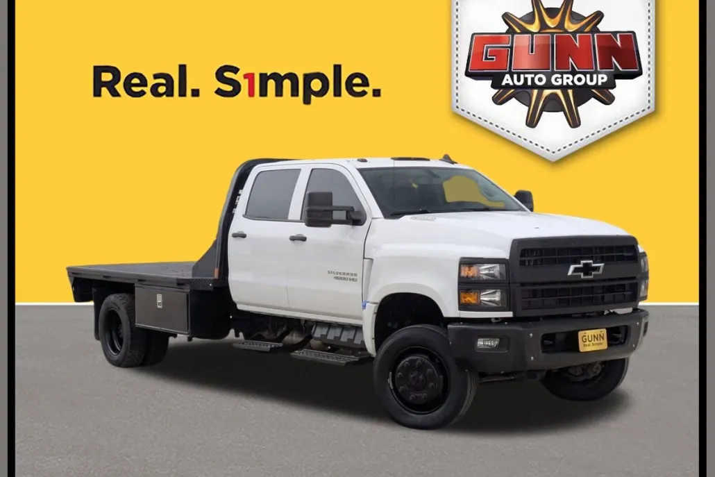 2022 Chevrolet Silverado 4500HD photo 1