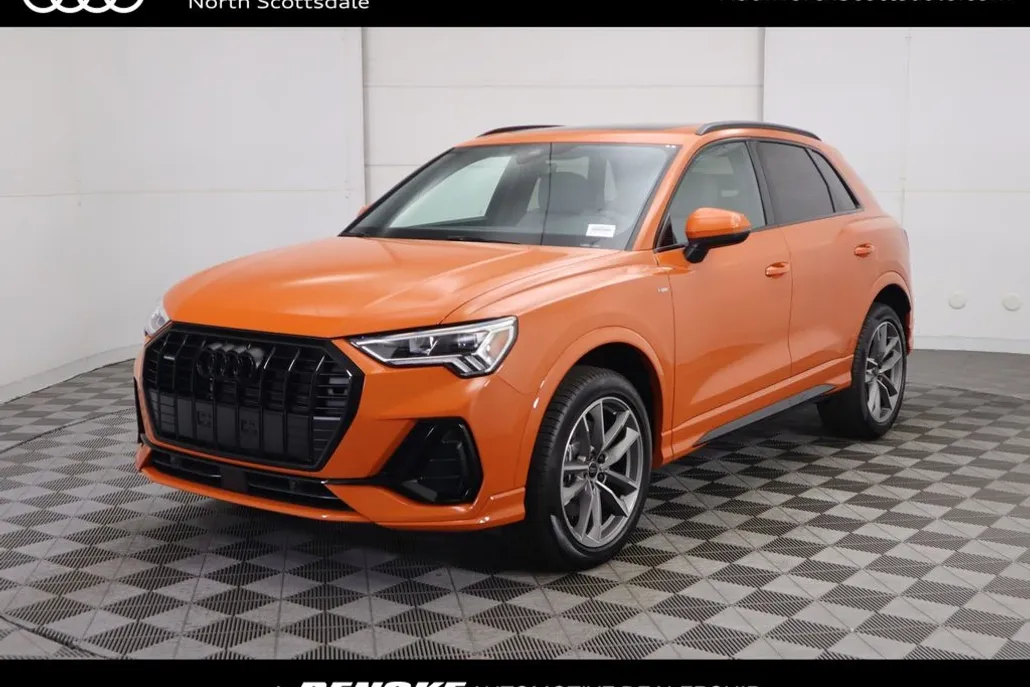 2025 Audi Q3 45 TFSI S line Premium photo 1
