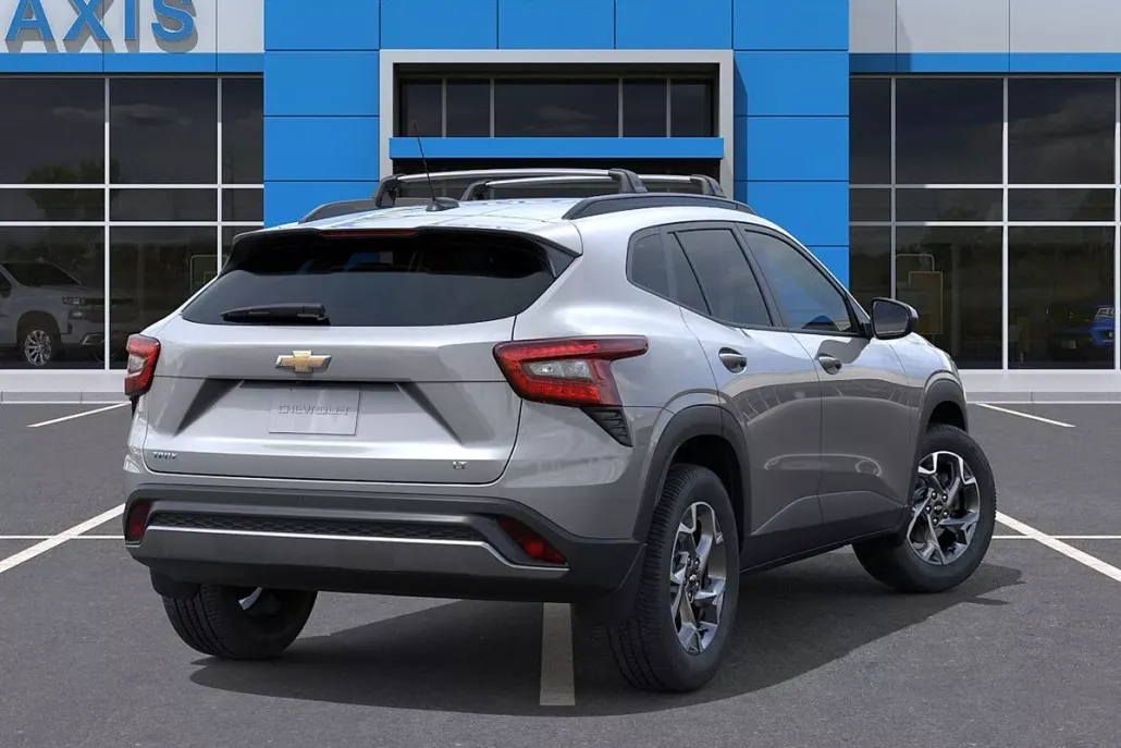 2025 Chevrolet Trax LT photo 1