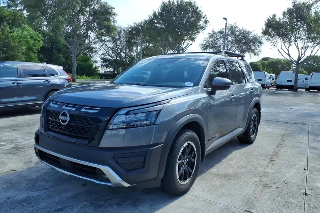 2024 Nissan Pathfinder Rock Creek photo 1