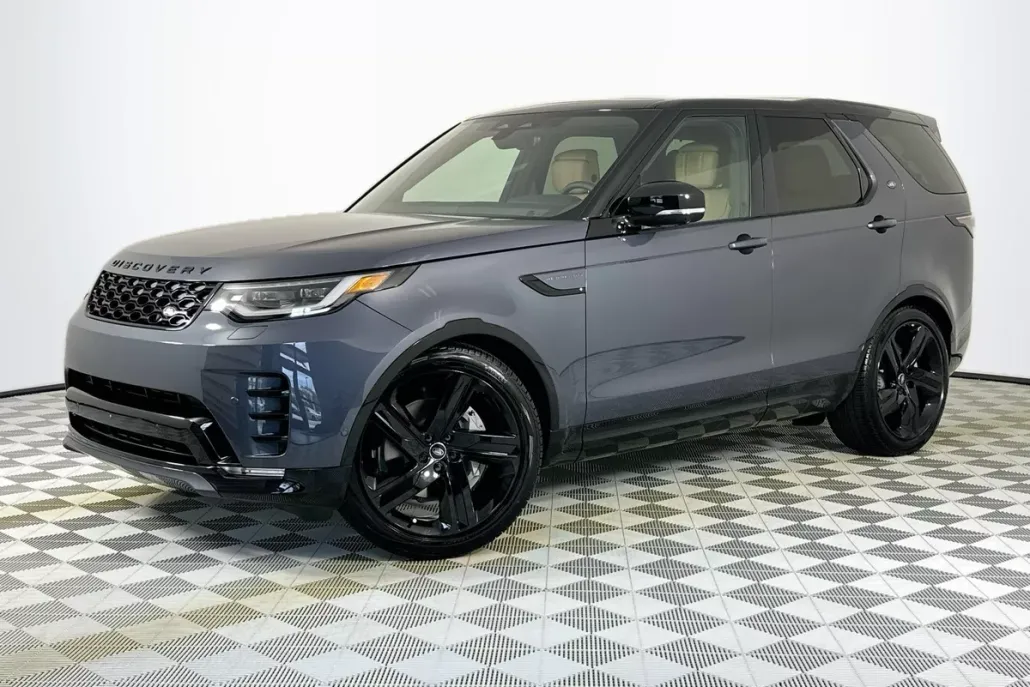 2025 Land Rover Discovery SE photo 1