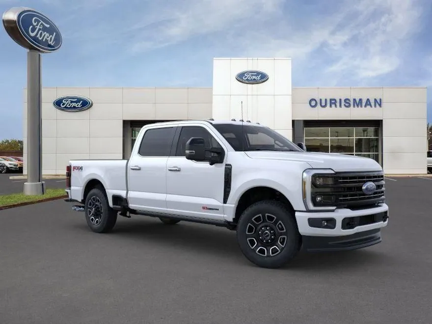 2025 Ford F-250 Platinum photo 1