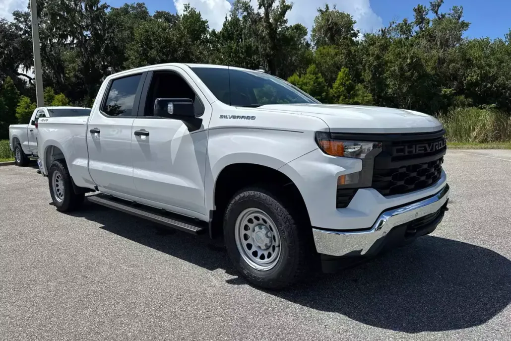 2025 Chevrolet Silverado 1500 photo 1