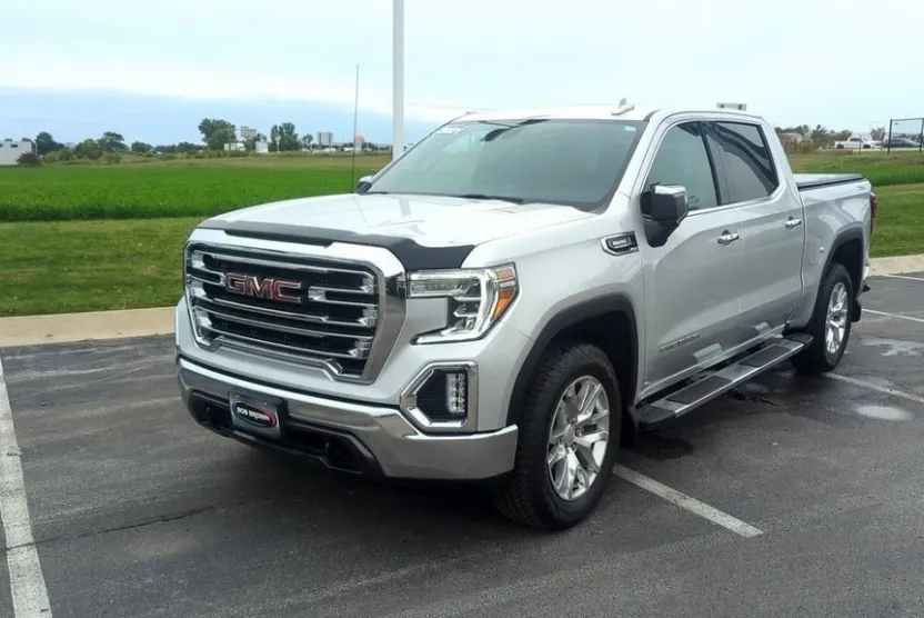 2021 Gmc Sierra 1500 SLT photo 1