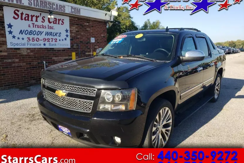 2013 Chevrolet Avalanche LTZ photo 1