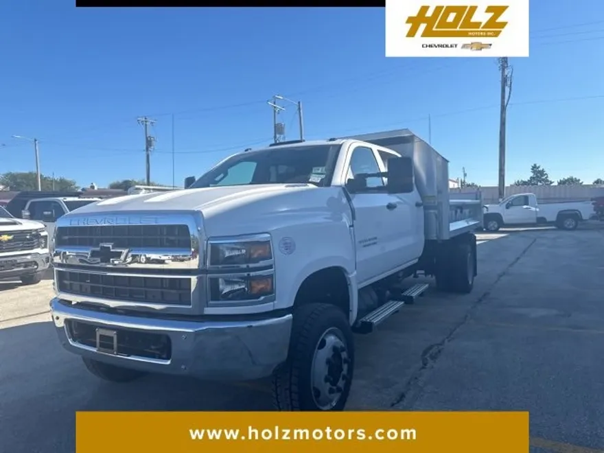 2024 Chevrolet Silverado 4500HD Work Truck photo 1