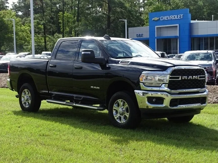 2024 Ram 2500 Big Horn photo 1