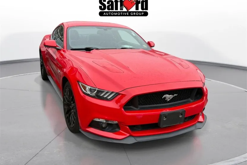 2017 Ford Mustang GT Premium photo 1