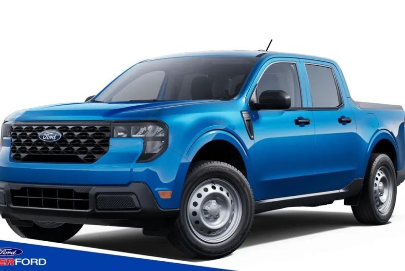 2025 Ford Maverick XL photo 1